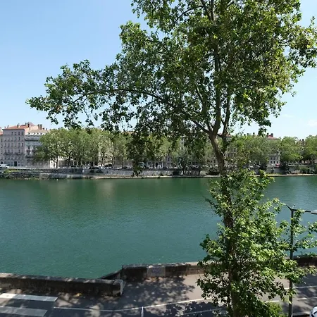Honore Suite Vue Saone Lyon Exterior foto